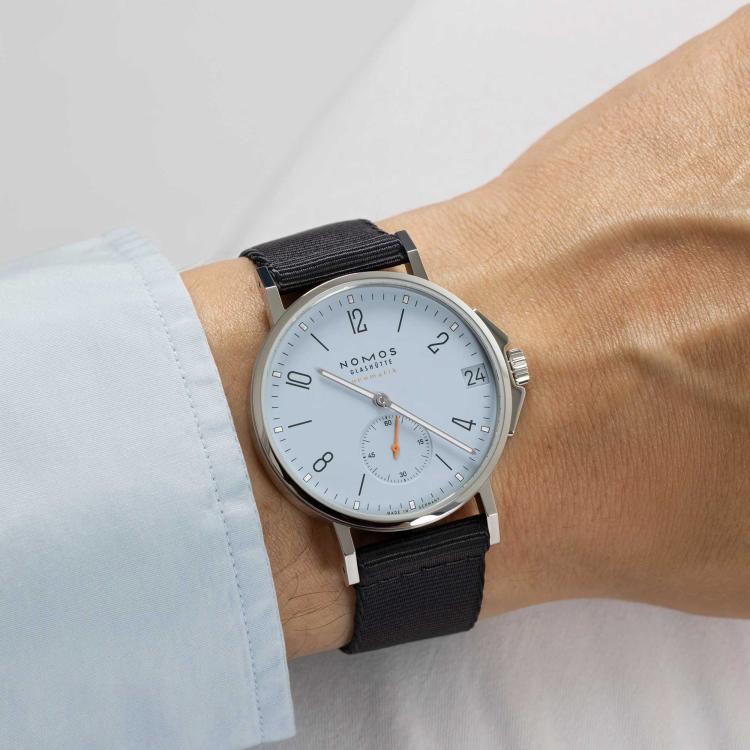 NOMOS Glashütte Ahoi neomatik 38 Datum sky - Bild 6 