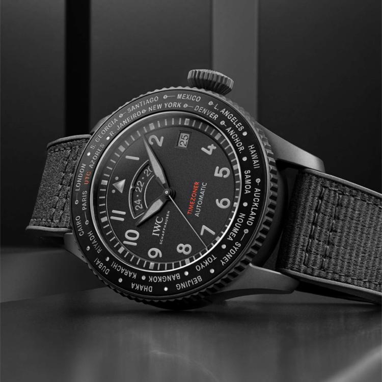 IWC PILOT’S WATCH TIMEZONER TOP GUN CERATANIUM® - Bild 7 